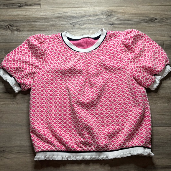 Tops - Pink and White Patterned Top with Puff Sleeves